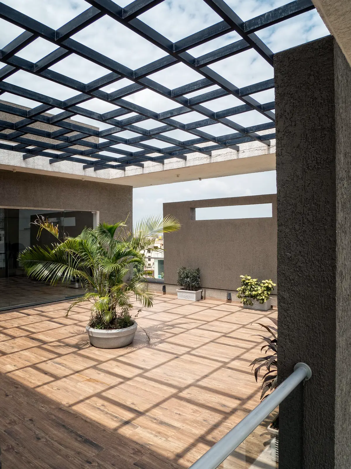 Hambarde Residence